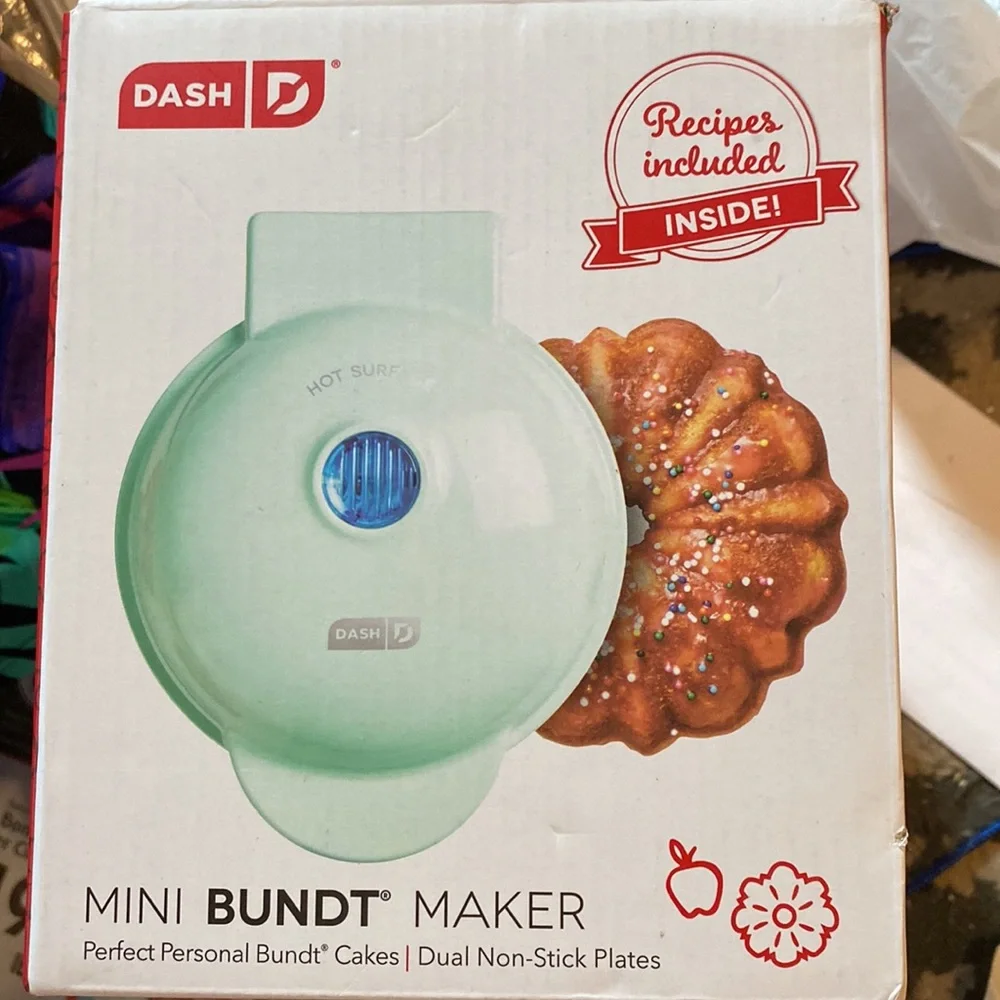 NEW DASH MINI BUNT MAKER in Blue